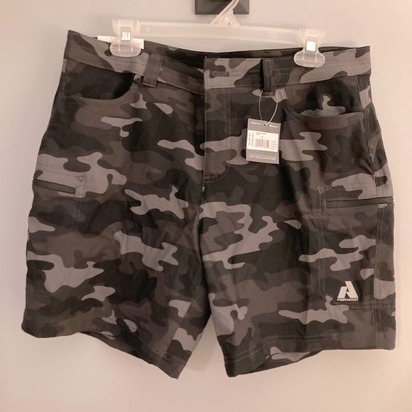 BNWT women’s Eddie Bauer camo guide shirts size 12 - Picture 3 of 7